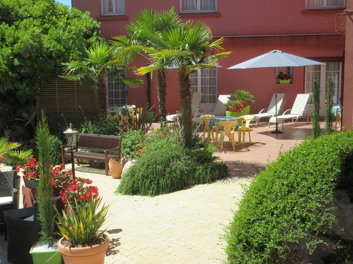 Le Trianon Hotel Etel Exterior photo